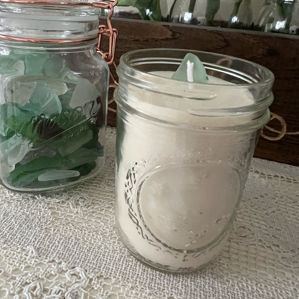 Hand Crafted Organic Beeswax Candle 8 oz Natural Honey Scent